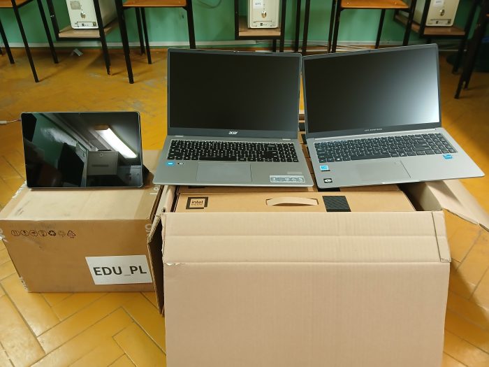 Miniaturka artykułu Gmina Białopole otrzymała nowy sprzęt do pracowni komputerowej w Szkole Podstawowej