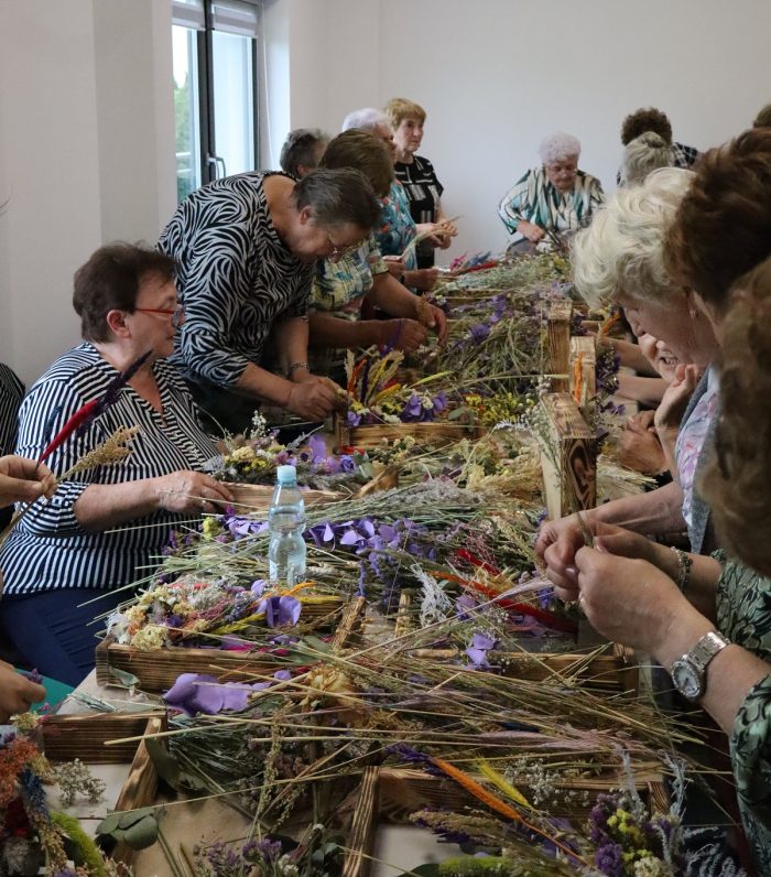 Miniaturka artykułu Obrazy z suszonych kwiatów