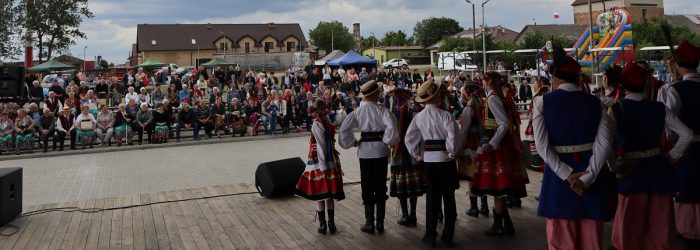 Miniaturka artykułu „Gminny Dzień Matki i Dzień Dziecka”